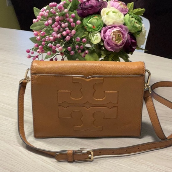 Tory Burch Bombe T Combo Crossbody Tan Pebbled Leather Bag
